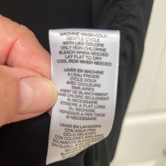 Michael Kors Body Con Dress, Black. Adjustment Ruching on both sides. Size Large - Picture 14 of 14